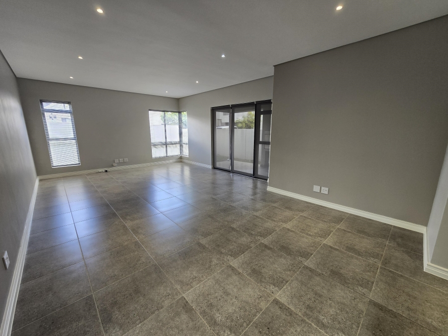 To Let 3 Bedroom Property for Rent in Groot Phesantekraal Estate Western Cape
